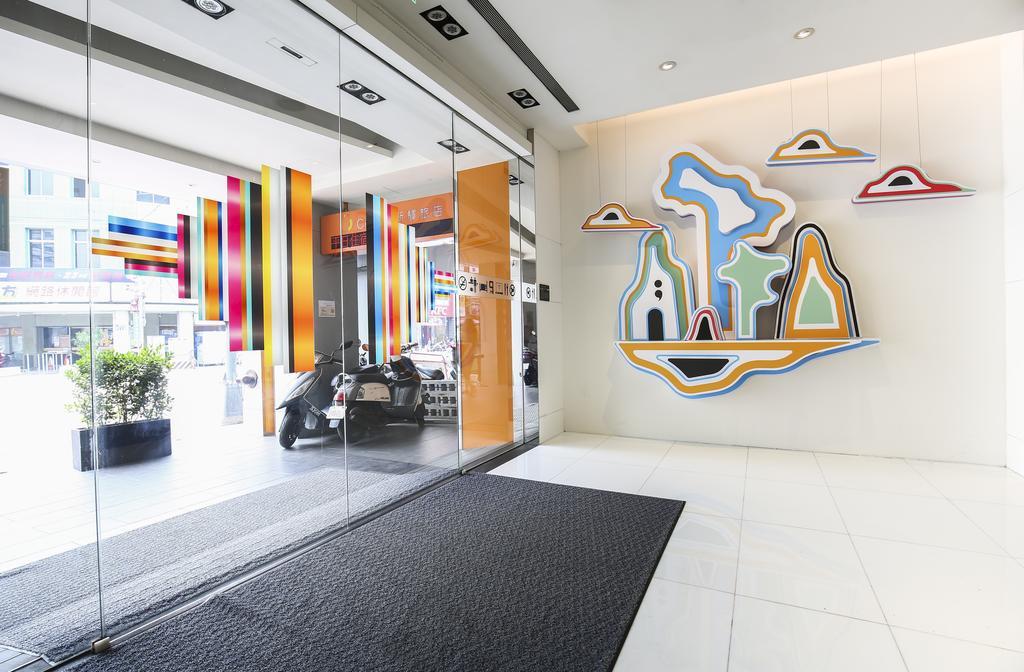 Cityinn Hotel Plus - Taichung Station Branch Exterior photo