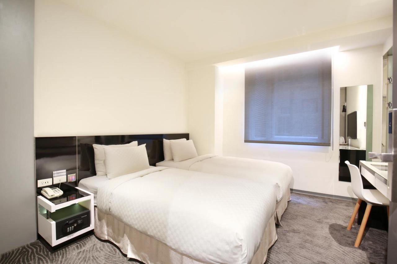 Cityinn Hotel Plus - Taichung Station Branch Exterior photo