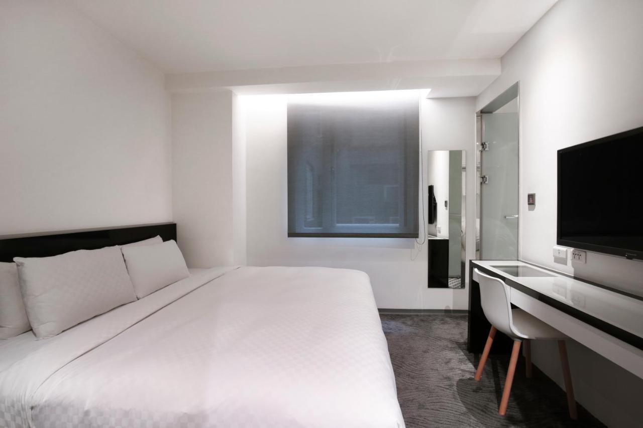 Cityinn Hotel Plus - Taichung Station Branch Exterior photo