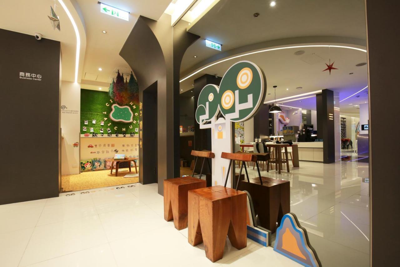 Cityinn Hotel Plus - Taichung Station Branch Exterior photo